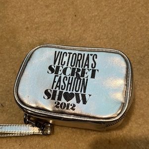 Victoria’s Secret fashion show 2012 silver black glitter bag